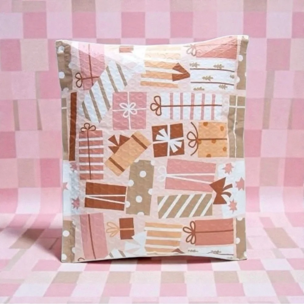 Gift Box Print Bubble Mailers 8.5" x 12" Pack of 10 - Picture 7 of 9
